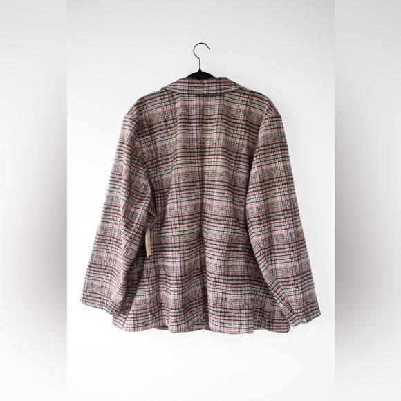 St. John’s Bay Blazer NWT - Picture 6 of 6